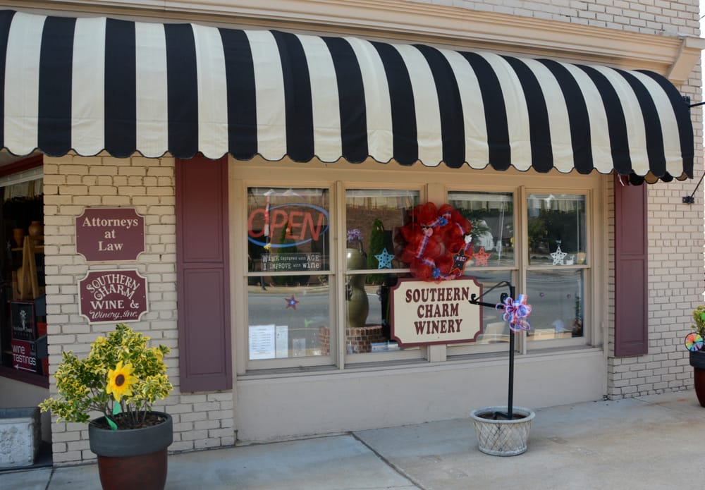 Southern Charm Wine - vineyard in Lincolnton, NC