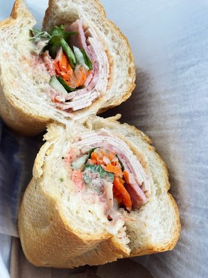 Bánh Mì Lê by null