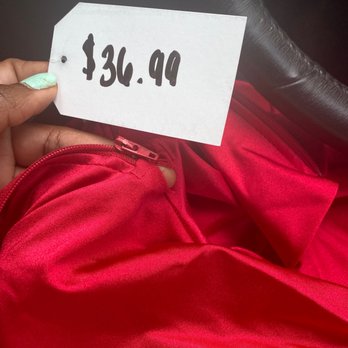 Sovaj & Co - Threads came loose on a $36.99 legging! - Women's Clothing Near Me - Fort Lauderdale, Florida Sovaj & Co - Threads came loose on a $36.99 legging! - Women's Clothing Near Me - Fort Lauderdale, Florida