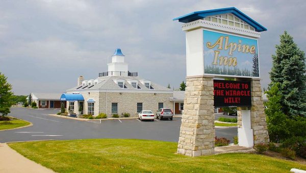Alpine Inn by null