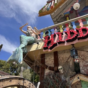 Hidden Treasures - Antiques Near Me - Topanga, California