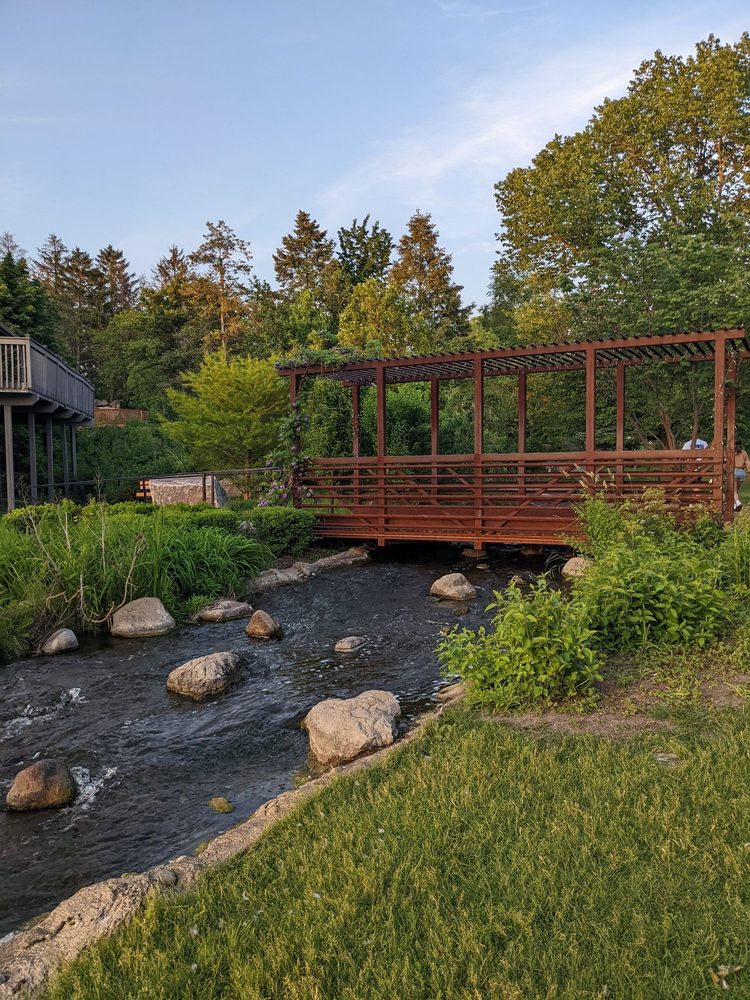 LAKE KATHERINE NATURE CENTER & BOTANIC GARDENS 288 Photos & 72