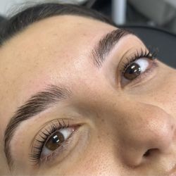 Twisted Thread - Lash lift and tint and brow lamination
