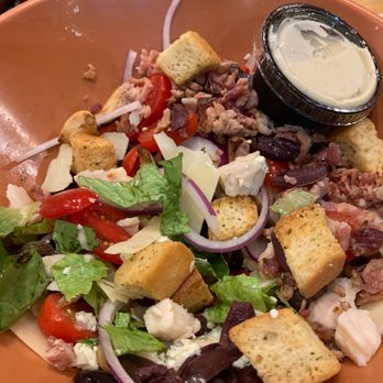 Blaze Pizza - Build your own salad - Pizza Near Me - Orlando, Florida Blaze Pizza - Build your own salad - Pizza Near Me - Orlando, Florida