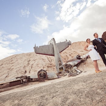 Erich Chen Photography - Trash the Dress session, Las Vegas - Event Photography Near Me