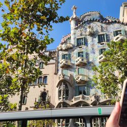 Barcelona City Tour - Building designed by Antoni Gaudí!