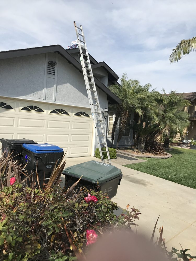 Slide of J & I Painting and Construction