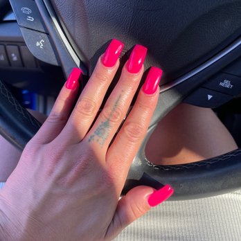 Kitchen Nail Bar - Mountain View - Kevin's artwork - Nail Salons Near Me - Mountain View, California