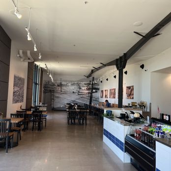 Bread Mill - Spacious dining room - Sandwiches Near Me - Tucson, Arizona Bread Mill - Spacious dining room - Sandwiches Near Me - Tucson, Arizona