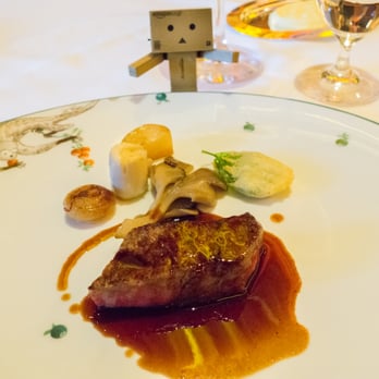 Le Cirque - A4 wagyu rib-eye, pommes confit, caramelized cipollini, tempura spinach, maitake, marrow, hearts of palm, bordelaise - $65sup - French Near Me - Las Vegas, Nevada Le Cirque - A4 wagyu rib-eye, pommes confit, caramelized cipollini, tempura spinach, maitake, marrow, hearts of palm, bordelaise - $65sup - French Near Me - Las Vegas, Nevada