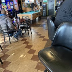 Town Club - Pool Table