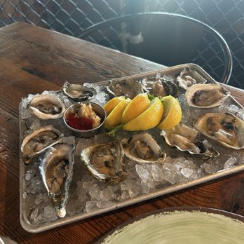 San Pedro Fish Market - Long Beach - BAD OYSTERS!!! Old, no brine, made me sick - Seafood Near Me - Long Beach, California San Pedro Fish Market - Long Beach - BAD OYSTERS!!! Old, no brine, made me sick - Seafood Near Me - Long Beach, California