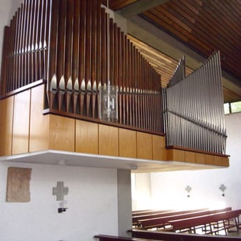 Kreuzerhöhungskirche - Religious Organizations Near Me - Eckental, BY