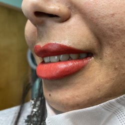 Jfu Permanent Makeup Studio - Lip blush
