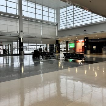 Avis - Rental terminal - Car Rental Near Me - Hanover, Maryland