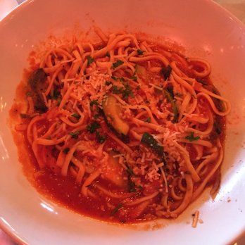 Cafe Intermezzo - tomato basil linguine. very good and highly recommended! - Coffee & Tea Near Me - Dunwoody, Georgia
