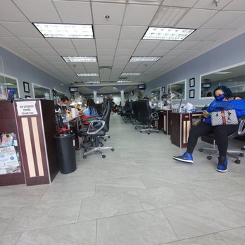 Nailtrap - Empty, slow, and, long wait - Nail Salons Near Me - Decatur, Georgia
