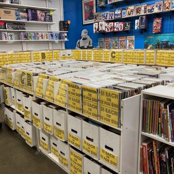 Southern California Comics - Discount bin room.  Probably gets pretty busy but I was in during an off-day and hour. - Comic Books Near Me - San Diego, California