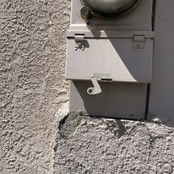 Reno Property Management - Crumbling stucco