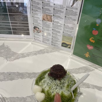 Matcha Cafe Maiko - Uni-kintoki - shaved ice with green tea syrup, bean paste, mochi balls, and condensed milk - Ice Cream & Frozen Yogurt Near Me - Fort Lee, New Jersey