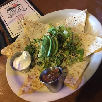 Sunset Alehouse - Saladilla. Definitely recommend. - Burgers Near Me - Issaquah, Washington Sunset Alehouse - Saladilla. Definitely recommend. - Burgers Near Me - Issaquah, Washington
