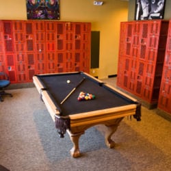 Hawks PDX - Locker room area with free pool table