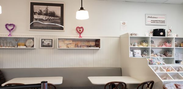 Fosselman's Ice Cream Co. by null