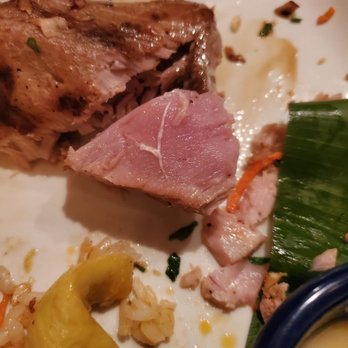 The Dolphin - Close up view is medium rare ahi - Seafood Markets Near Me - Hanalei, Hawaii