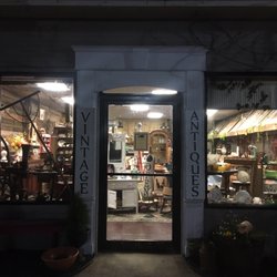 The Black Pig - Entrance