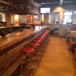 Rosalitas Roadside Cantina - The cantina