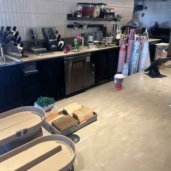 Starbucks - Coffee & Tea Near Me - Pembroke Pines, Florida Starbucks - Coffee & Tea Near Me - Pembroke Pines, Florida
