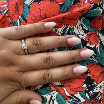 Mindy Nails Bar - Ombré nails with acrylic powder on natural nail 3 - Nail Salons Near Me - Whittier, California Mindy Nails Bar - Ombré nails with acrylic powder on natural nail 3 - Nail Salons Near Me - Whittier, California
