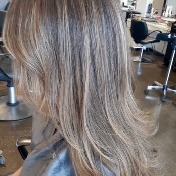 Salon Blanc - Hair Stylists Near Me - Honolulu, Hawaii