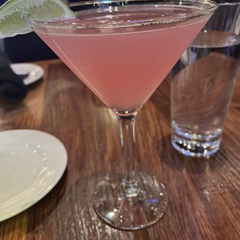 David's Restaurant - David 's Ultimate Cosmo - New American Near Me - Portland, Maine