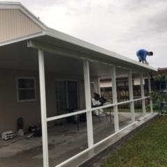 Slide of EBG Screen Enclosures & Techos De Aluminio