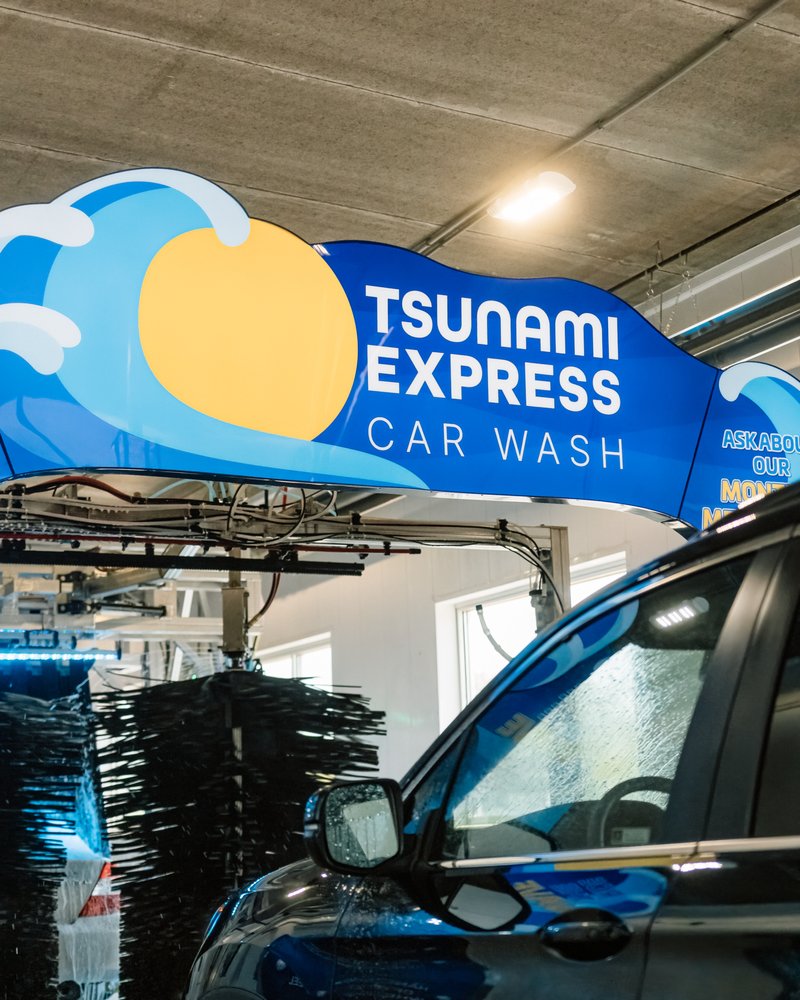 TSUNAMI EXPRESS CAR WASH 32 Photos 1911 W Wisconsin Ave, Appleton
