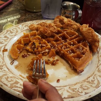 Another Broken Egg Cafe - Breakfast & Brunch Near Me - Nashville, Tennessee