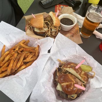 Cherry Cricket - Cherry Creek - The cry baby and cricket royal - Burgers Near Me - Denver, Colorado