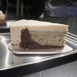 Matcha Light Cream Cake