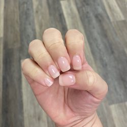 T & J NAIL SPA  - Pink ombré SNS using real nails