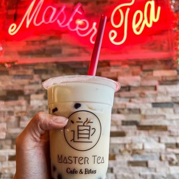 Master Tea Cafe & Bites - Oolong Milk Tea w/ Sea Salt Foam - Juice Bars & Smoothies Near Me - Greensboro, North Carolina