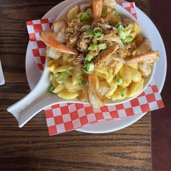 Bell City Diner - Seafood Mac & cheese - Diners Near Me - Bristol, Connecticut Bell City Diner - Seafood Mac & cheese - Diners Near Me - Bristol, Connecticut