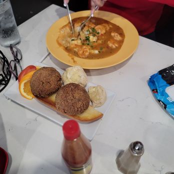 Flavor Table - Shrimp and Grits Salmon Croquettes - Cajun/Creole Near Me - Los Angeles, California Flavor Table - Shrimp and Grits Salmon Croquettes - Cajun/Creole Near Me - Los Angeles, California