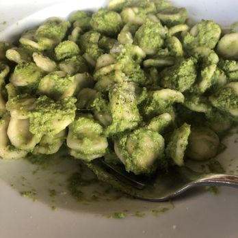 Novo Cafe - Pesto pasta - Italian Near Me - Burbank, California Novo Cafe - Pesto pasta - Italian Near Me - Burbank, California