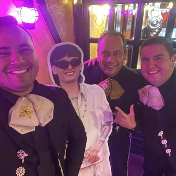 Mariachi Espectacular - Con Peso pluma. Mariachi Espectacular also sings Peso Pluma songs... - Musicians Near Me Mariachi Espectacular - Con Peso pluma. Mariachi Espectacular also sings Peso Pluma songs... - Musicians Near Me