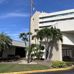 Health First's Holmes Regional Medical Center - Visiting my bestie who stopped being able to walk over a yr ago due to car accident