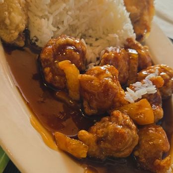 Apsara Asian Restaurant - Orange chicken and white rice - Cambodian Near Me - Avondale, Arizona Apsara Asian Restaurant - Orange chicken and white rice - Cambodian Near Me - Avondale, Arizona