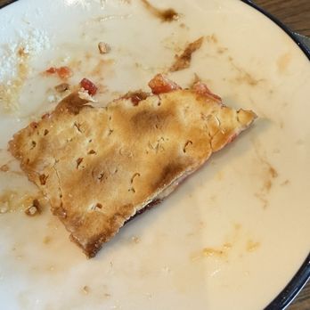 Farmer in the Dells - Cracker crust - Restaurants Near Me - Wisconsin Dells, Wisconsin