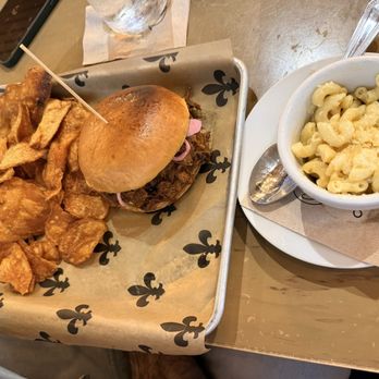 City Pork Perkins - Pulled Pork Sandwich with side of Mac and cheese - Breakfast & Brunch Near Me - Baton Rouge, Louisiana