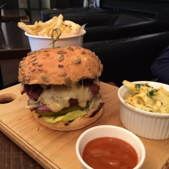 The Garricks Head - Garrick burger - Pubs Near Me - Bath, BAS The Garricks Head - Garrick burger - Pubs Near Me - Bath, BAS